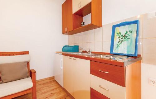 Apartments with a parking space Novi Vinodolski - 11523 - image 8