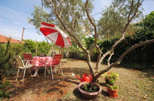 Apartments by the sea Arbanija Ciovo - 11514 - image 3
