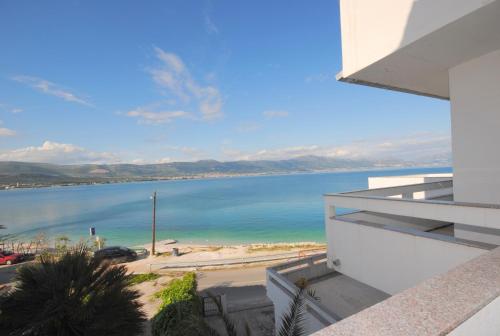 Apartments by the sea Arbanija Ciovo - 11514 - image 5