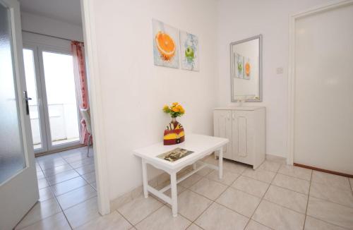 Apartments by the sea Arbanija Ciovo - 11514 - image 11