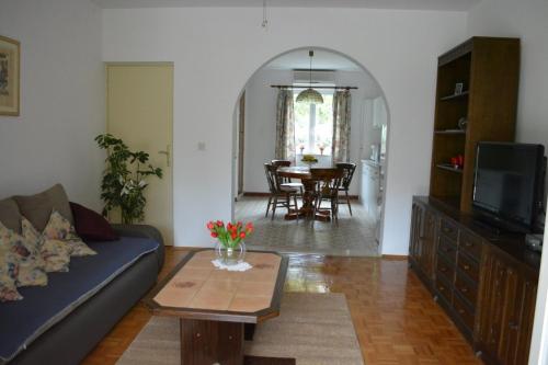 Apartments with a parking space Korcula - 11594 - image 6