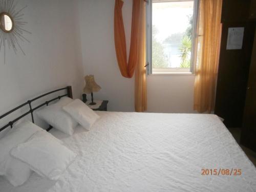 Apartments by the sea Zrnovska Banja Korcula - 11510 - main image