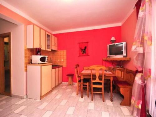 Apartments with a parking space Fazana - 13742 - image 6