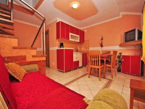 Apartments with a parking space Fazana - 13742 - image 14