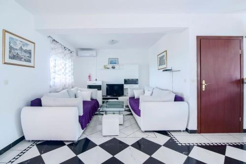 Family friendly house with a swimming pool Maslenica Novigrad - 13770 - image 11