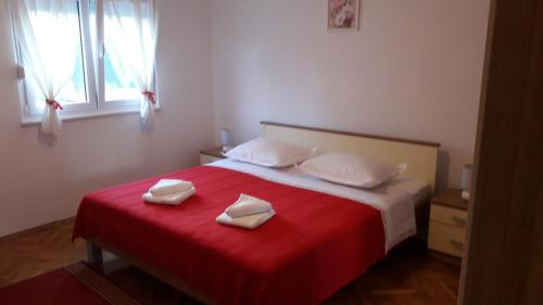 Apartments by the sea Vinisce Trogir - 13775 - image 12