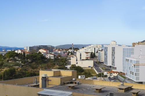 Apartments with WiFi Split - 13794 - image 11