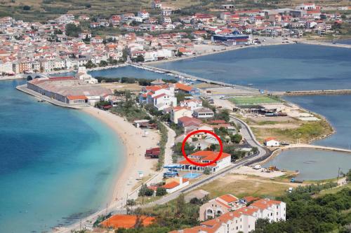 Apartments by the sea Pag - 13821 - Location saisonnière - Pag