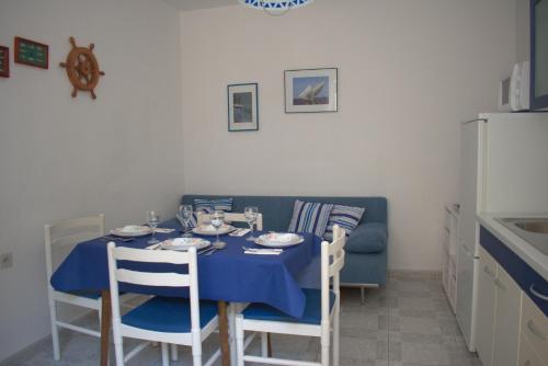 Apartments by the sea Podgora Makarska - 13864 - image 9