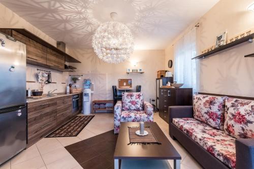 Two-Bedroom Apartment with Terrace and Sea View