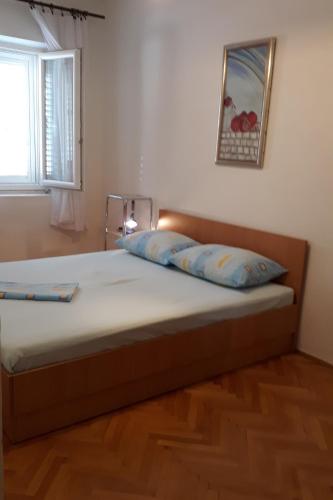 Apartments with a parking space Makarska - 13912 - image 9