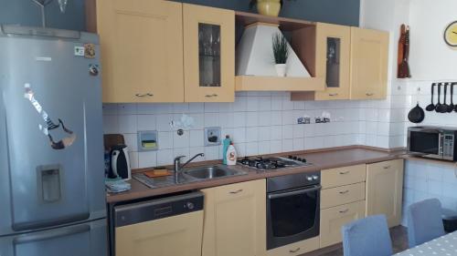 Apartments with a parking space Makarska - 13912 - image 12