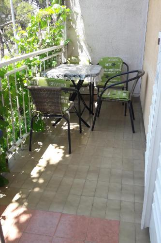 Apartments with a parking space Makarska - 13912 - image 14