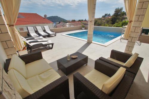 Family friendly house with a swimming pool Brna Korcula - 13943 - image 5
