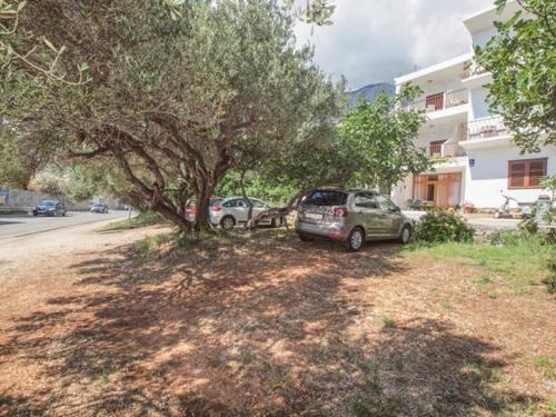 Apartments by the sea Tucepi Makarska - 13955 - image 6