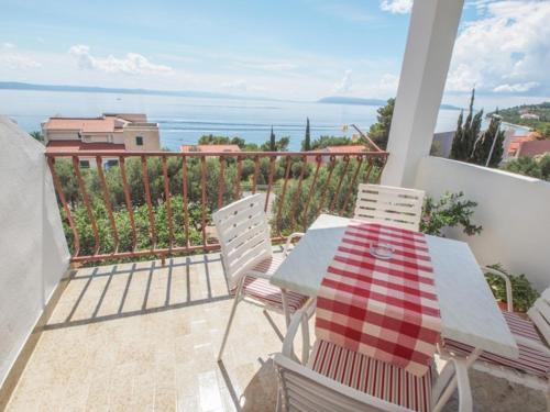 Apartments by the sea Tucepi Makarska - 13955 - image 11