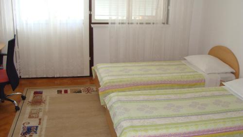 Apartments with WiFi Split - 14016 - image 6