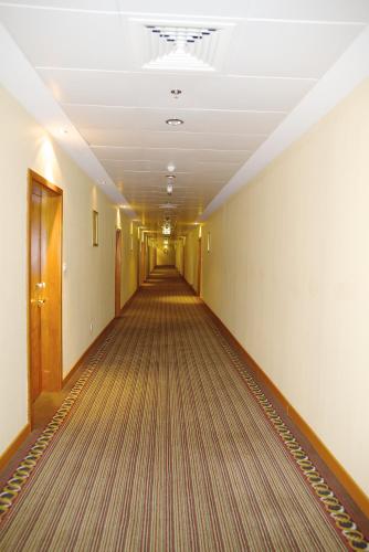 Al Massa Plus Hotel - image 9