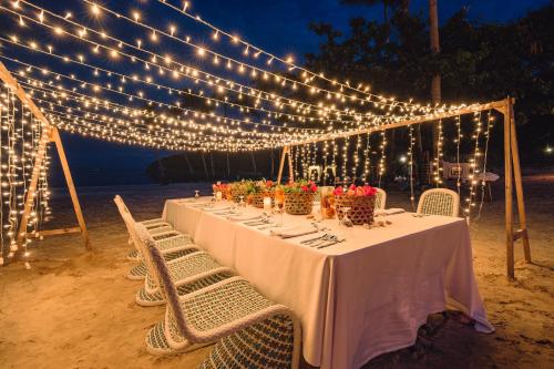 Sala de festes, Savoy Hotel Boracay near Newcoast Beach in Illa Boracay