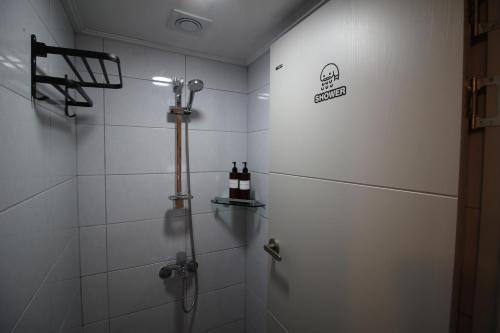 Bunk Backpackers Guesthouse, Seoul (photo 5)