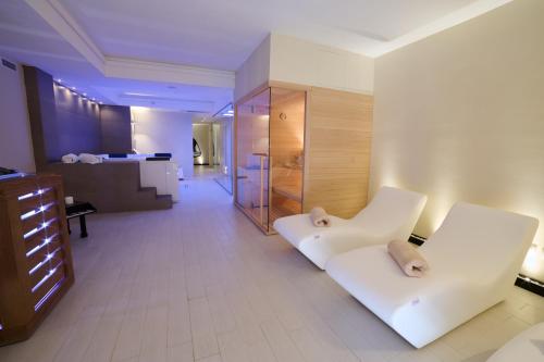 Ludwig Boutique Hotel - image 9