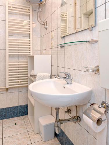 Apartments with a parking space Stari Grad Hvar - 8726 - image 13