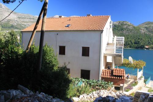  Apartments by the sea Slano, Dubrovnik - 8741 in Slano