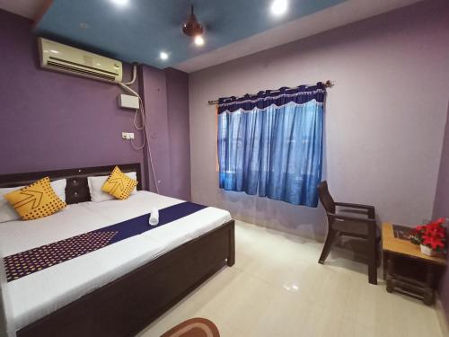 Deluxe Double Room image 5