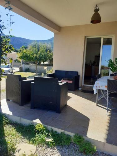 Villa de 3 chambres avec piscine privee jardin clos et wifi a Calvi