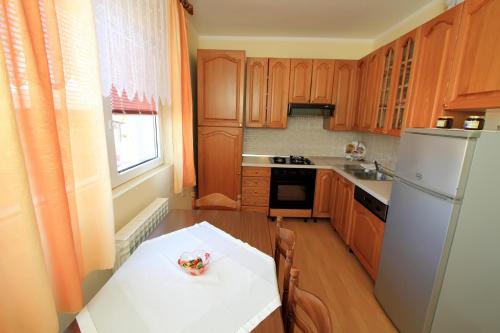 Apartments with a parking space Covici Velebit - 14302 - image 9