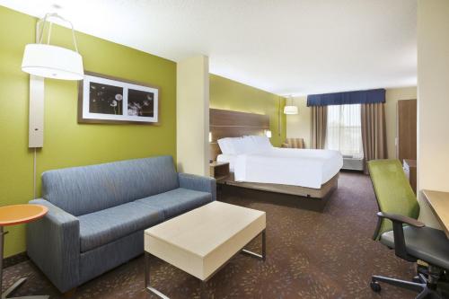 Holiday Inn Express Hotel & Suites Circleville, an IHG Hotel