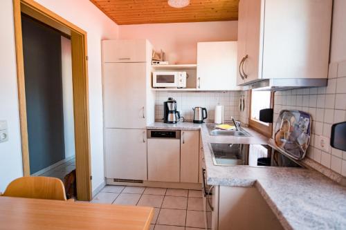 virtuve, Appartementanlage Marianne in Merkendorf (Bavaria)