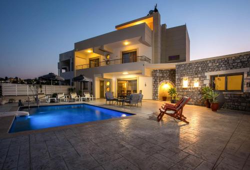 Des & Coo Luxury Villa with Private Pool, Faliraki (foto 3)