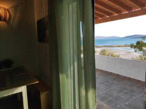 Skats, ''Koukmos beach'' Greenspace Living - Private sandy beach in Parakila
