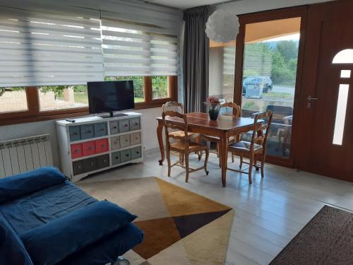 Közös társalgó / TV, Relax y naturaleza en Bourg-Madame/Puigcerdà. (Relax y naturaleza en Bourg-Madame/Puigcerda.) in Bourg-Madame