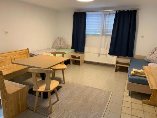  Zweite Kleine drei Länderzentrale in Hohenems