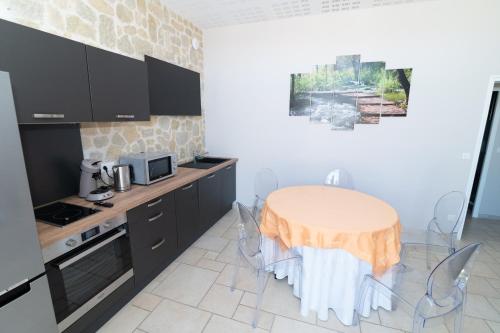Domaine d'Auxonnettes Chambres d'Hotes et Gites in Saint-Fargeau-Ponthierry