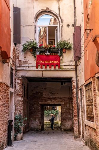 Hotel Casa Petrarca - image 12