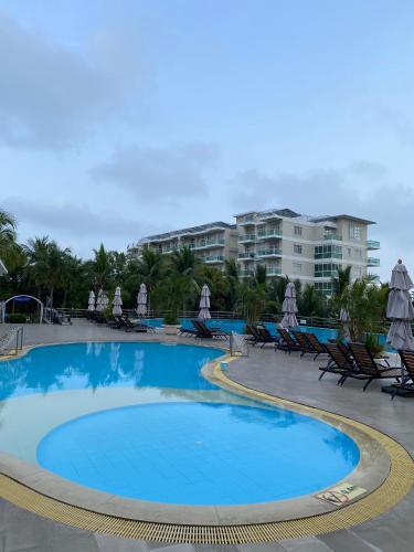 Mui Ne Paradise Condotel - Can ho nghi duong Ocean Vista - 수영장