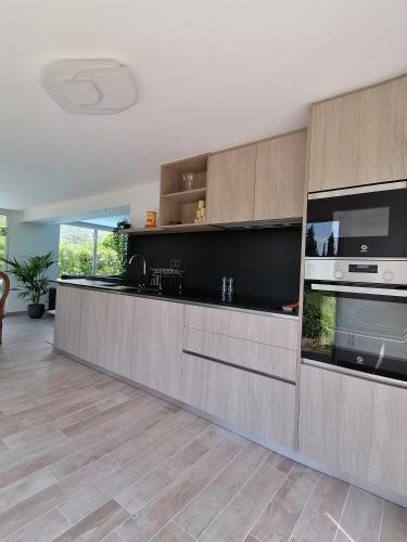 Villa Isabelle in อัลซิรา