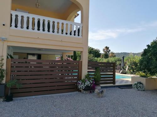 Villa Isabelle in อัลซิรา