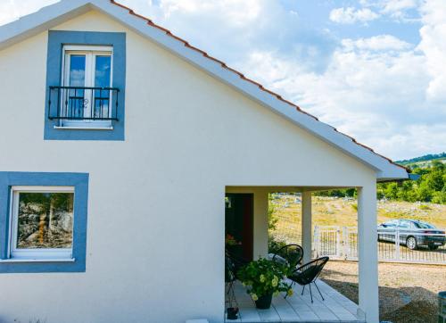Zunanjost, Kuća za odmor Zarja (Kuca za odmor Zarja) in Tijarica