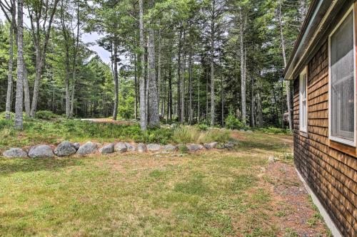 Hidden Gem Cottage Near Blue Hill Peninsula