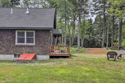 Hidden Gem Cottage Near Blue Hill Peninsula