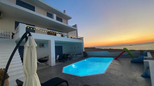 NV seafront villa Aegina 1