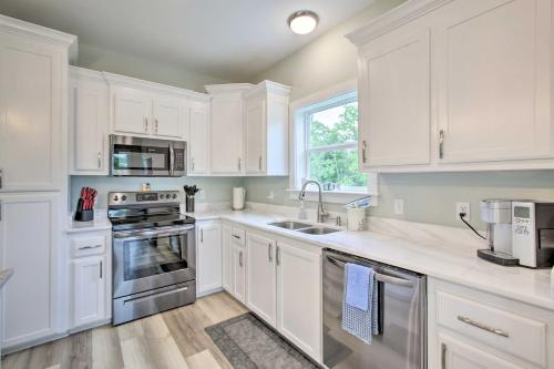 Modern Waveland Home with Deck, Walk to Beach! in Waveland, USA