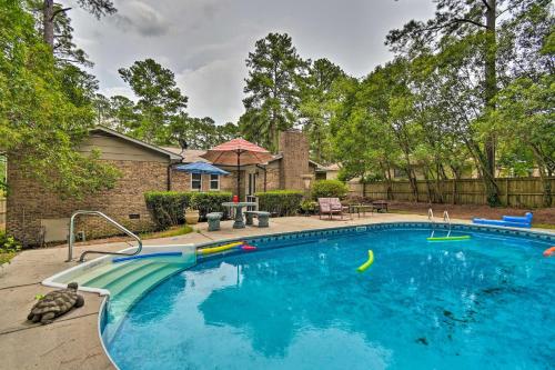 Swimming pool, Inviting Fayetteville Home with Deck and Pool! in Woodfield