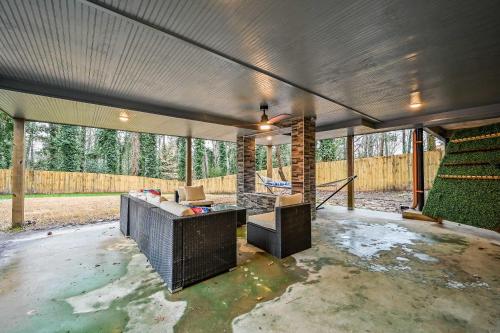 Stylish Atlanta Retreat Less Than 7 Mi to Midtown! in Collier Heights