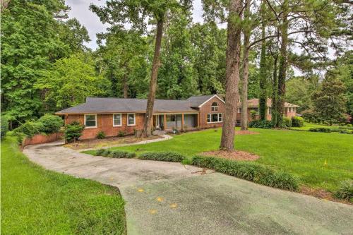 Stylish Atlanta Retreat Less Than 7 Mi to Midtown! in Collier Heights