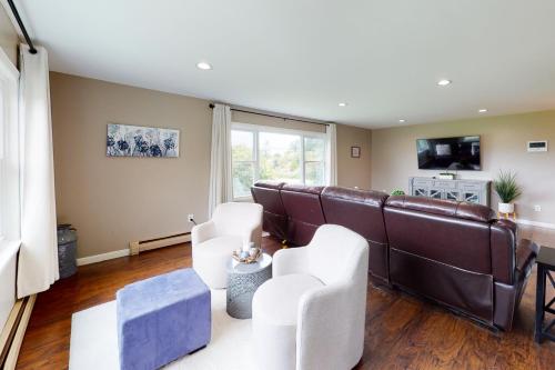 Camels Hump Hideaway in South Burlington, USA